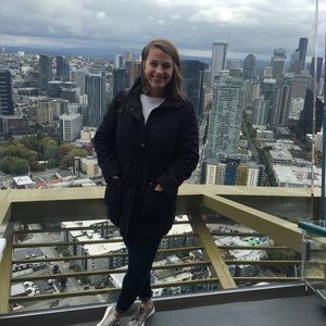 Meet your Posher, Caroline